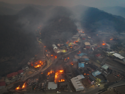 Woman in 60s found burned to death in Cheongsong amid South Korea's wildfires | Woman in 60s found burned to death in Cheongsong amid South Korea's wildfires Woman in 60s found burned to death in Cheongsong amid South Korea's wildfires | Woman in 60s found burned to death in Cheongsong amid South Korea's wildfires