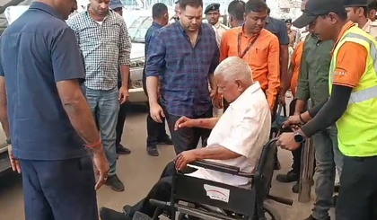 Lalu, Tejashwi join AIMPLB's protest against Waqf (Amendment) Bill in Patna, assure support | Lalu, Tejashwi join AIMPLB's protest against Waqf (Amendment) Bill in Patna, assure support Lalu, Tejashwi join AIMPLB's protest against Waqf (Amendment) Bill in Patna, assure support | Lalu, Tejashwi join AIMPLB's protest against Waqf (Amendment) Bill in Patna, assure support