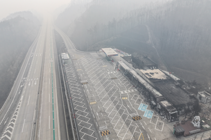 South Korea: Death toll hits 26 as firefighters battle to contain worst-ever wildfires | South Korea: Death toll hits 26 as firefighters battle to contain worst-ever wildfires South Korea: Death toll hits 26 as firefighters battle to contain worst-ever wildfires | South Korea: Death toll hits 26 as firefighters battle to contain worst-ever wildfires