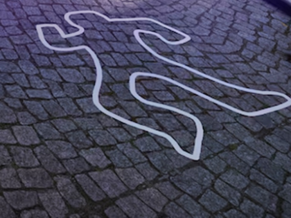 Gujarat: 3 of a family found dead; suicide due to debt burden suspected | Gujarat: 3 of a family found dead; suicide due to debt burden suspected Gujarat: 3 of a family found dead; suicide due to debt burden suspected | Gujarat: 3 of a family found dead; suicide due to debt burden suspected