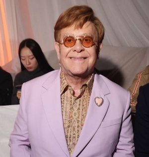 Elton John hopes to live for another two decades | Elton John hopes to live for another two decades Elton John hopes to live for another two decades | Elton John hopes to live for another two decades