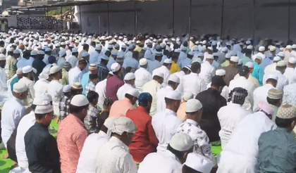 Eid prayers held peacefully in J&K as thousands throng to mosques | Eid prayers held peacefully in J&K as thousands throng to mosques Eid prayers held peacefully in J&K as thousands throng to mosques | Eid prayers held peacefully in J&K as thousands throng to mosques