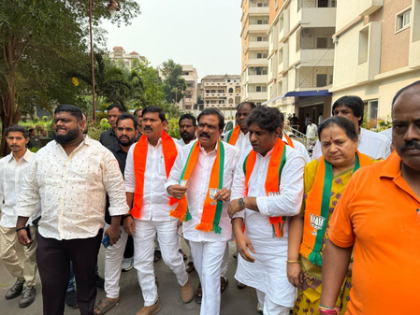 BJP legislators on way to Hyderabad varsity detained | BJP legislators on way to Hyderabad varsity detained BJP legislators on way to Hyderabad varsity detained | BJP legislators on way to Hyderabad varsity detained