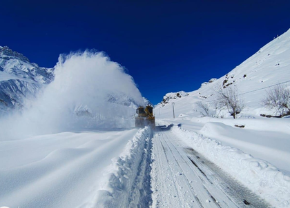 BRO opens Zojila Pass in record time after 32 days of closure | BRO opens Zojila Pass in record time after 32 days of closure BRO opens Zojila Pass in record time after 32 days of closure | BRO opens Zojila Pass in record time after 32 days of closure