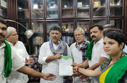 Providing drinking water is K'taka govt's top priority: DK Shivakumar on farmers' demand | Providing drinking water is K'taka govt's top priority: DK Shivakumar on farmers' demand Providing drinking water is K'taka govt's top priority: DK Shivakumar on farmers' demand | Providing drinking water is K'taka govt's top priority: DK Shivakumar on farmers' demand