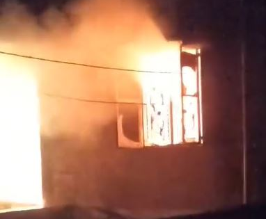 Bengal: Police launches operation against illegal firecracker factories | Bengal: Police launches operation against illegal firecracker factories