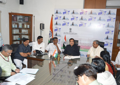 Karnataka CM meets Nitin Gadkari, seeks approval for key road infra projects | Karnataka CM meets Nitin Gadkari, seeks approval for key road infra projects Karnataka CM meets Nitin Gadkari, seeks approval for key road infra projects | Karnataka CM meets Nitin Gadkari, seeks approval for key road infra projects