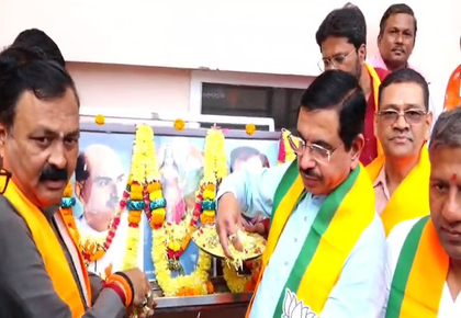 Pralhad Joshi to launch Janakrosh Yatra from CM Siddaramaiah’s hometown Mysuru | Pralhad Joshi to launch Janakrosh Yatra from CM Siddaramaiah’s hometown Mysuru