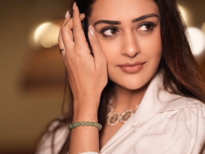 Payal Rajput seeks support, positive vibes from fans, well-wishers as her dad is taken to his first chemotherapy session | Payal Rajput seeks support, positive vibes from fans, well-wishers as her dad is taken to his first chemotherapy session Payal Rajput seeks support, positive vibes from fans, well-wishers as her dad is taken to his first chemotherapy session | Payal Rajput seeks support, positive vibes from fans, well-wishers as her dad is taken to his first chemotherapy session