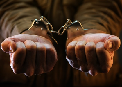 Gurugram: Four held for fraudulently selling iPhones via social media | Gurugram: Four held for fraudulently selling iPhones via social media Gurugram: Four held for fraudulently selling iPhones via social media | Gurugram: Four held for fraudulently selling iPhones via social media