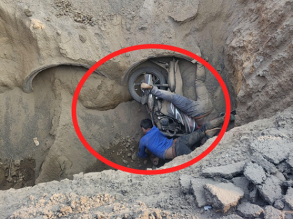 Two found dead in road construction pit in Ranchi, police launch probe | Two found dead in road construction pit in Ranchi, police launch probe Two found dead in road construction pit in Ranchi, police launch probe | Two found dead in road construction pit in Ranchi, police launch probe