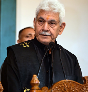 J&K L-G dismisses two govt employees for involvement in ‘anti-national activities’ | J&K L-G dismisses two govt employees for involvement in ‘anti-national activities’ J&K L-G dismisses two govt employees for involvement in ‘anti-national activities’ | J&K L-G dismisses two govt employees for involvement in ‘anti-national activities’