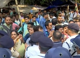 Crucial meeting between Bengal Education Minister with school job losers today | Crucial meeting between Bengal Education Minister with school job losers today Crucial meeting between Bengal Education Minister with school job losers today | Crucial meeting between Bengal Education Minister with school job losers today