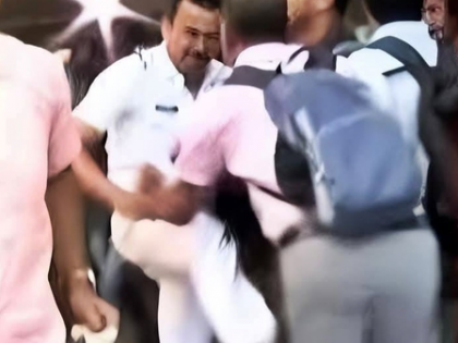 Amid row, Bengal cop accused of kicking protesting teacher removed from probe | Amid row, Bengal cop accused of kicking protesting teacher removed from probe Amid row, Bengal cop accused of kicking protesting teacher removed from probe | Amid row, Bengal cop accused of kicking protesting teacher removed from probe