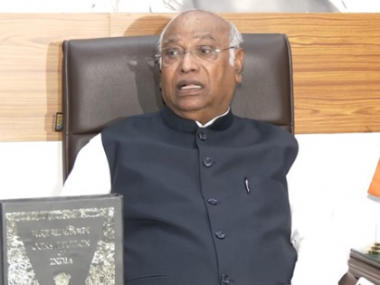Cong will fight from streets to Parliament: Kharge's 5-point demands on Ambedkar Jayanti | Cong will fight from streets to Parliament: Kharge's 5-point demands on Ambedkar Jayanti Cong will fight from streets to Parliament: Kharge's 5-point demands on Ambedkar Jayanti | Cong will fight from streets to Parliament: Kharge's 5-point demands on Ambedkar Jayanti