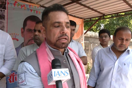 Robert Vadra welcomes Mehul Choksi’s arrest, says wrongdoers must be brought to book | Robert Vadra welcomes Mehul Choksi’s arrest, says wrongdoers must be brought to book Robert Vadra welcomes Mehul Choksi’s arrest, says wrongdoers must be brought to book | Robert Vadra welcomes Mehul Choksi’s arrest, says wrongdoers must be brought to book