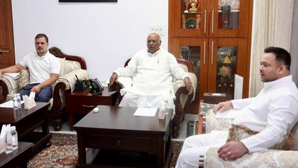 Bihar polls: Tejashwi Yadav meets Kharge, Rahul Gandhi for discussions, seat-sharing talks underway | Bihar polls: Tejashwi Yadav meets Kharge, Rahul Gandhi for discussions, seat-sharing talks underway Bihar polls: Tejashwi Yadav meets Kharge, Rahul Gandhi for discussions, seat-sharing talks underway | Bihar polls: Tejashwi Yadav meets Kharge, Rahul Gandhi for discussions, seat-sharing talks underway