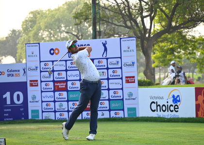 Calance Open: Kshitij Naveed Kaul fires course-record 60, takes one-shot lead after Round 2 | Calance Open: Kshitij Naveed Kaul fires course-record 60, takes one-shot lead after Round 2