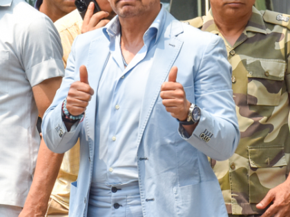 Robert Vadra's questioning by ED in Haryana land deal case to continue today | Robert Vadra's questioning by ED in Haryana land deal case to continue today Robert Vadra's questioning by ED in Haryana land deal case to continue today | Robert Vadra's questioning by ED in Haryana land deal case to continue today