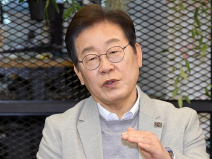 South Korea: Ex-Democratic party leader maintains strong lead in Presidential polls | South Korea: Ex-Democratic party leader maintains strong lead in Presidential polls South Korea: Ex-Democratic party leader maintains strong lead in Presidential polls | South Korea: Ex-Democratic party leader maintains strong lead in Presidential polls