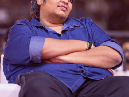Karthik Subbaraj on how Team 'Retro' improvised to overcome challenge posed by rains | Karthik Subbaraj on how Team 'Retro' improvised to overcome challenge posed by rains Karthik Subbaraj on how Team 'Retro' improvised to overcome challenge posed by rains | Karthik Subbaraj on how Team 'Retro' improvised to overcome challenge posed by rains
