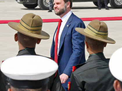 US Vice Prez Vance in Jaipur, to speak at Rajasthan International Centre today | US Vice Prez Vance in Jaipur, to speak at Rajasthan International Centre today US Vice Prez Vance in Jaipur, to speak at Rajasthan International Centre today | US Vice Prez Vance in Jaipur, to speak at Rajasthan International Centre today
