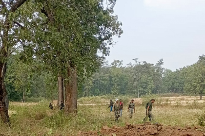 Chhattisgarh: Soldier injured in IED blast, anti-Maoist operation enters sixth day | Chhattisgarh: Soldier injured in IED blast, anti-Maoist operation enters sixth day Chhattisgarh: Soldier injured in IED blast, anti-Maoist operation enters sixth day | Chhattisgarh: Soldier injured in IED blast, anti-Maoist operation enters sixth day