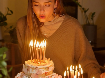 Jessica Alba shares heartwarming pictures from her birthday celebrations | Jessica Alba shares heartwarming pictures from her birthday celebrations Jessica Alba shares heartwarming pictures from her birthday celebrations | Jessica Alba shares heartwarming pictures from her birthday celebrations