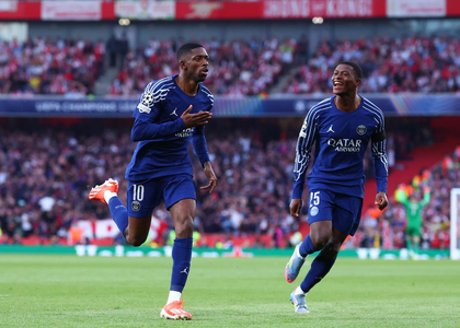 Champions League: Paris battle their way to first-leg SF win over Arsenal | Champions League: Paris battle their way to first-leg SF win over Arsenal Champions League: Paris battle their way to first-leg SF win over Arsenal | Champions League: Paris battle their way to first-leg SF win over Arsenal