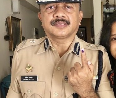 Deven Bharti appointed Mumbai police chief | Deven Bharti appointed Mumbai police chief Deven Bharti appointed Mumbai police chief | Deven Bharti appointed Mumbai police chief