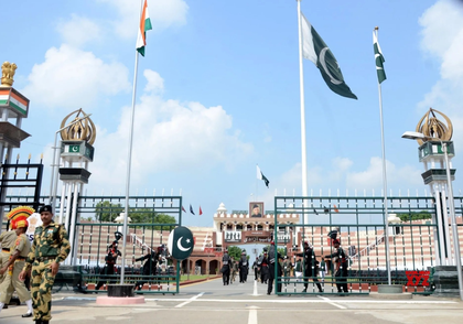 60 Pakistani women married to ex-terrorists in J&K deported | 60 Pakistani women married to ex-terrorists in J&K deported 60 Pakistani women married to ex-terrorists in J&K deported | 60 Pakistani women married to ex-terrorists in J&K deported