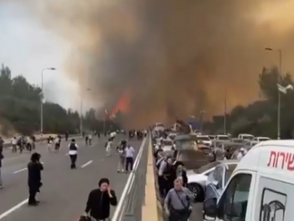 Large wildfire near Jerusalem forces evacuations, closes major highway | Large wildfire near Jerusalem forces evacuations, closes major highway Large wildfire near Jerusalem forces evacuations, closes major highway | Large wildfire near Jerusalem forces evacuations, closes major highway