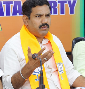 PM Modi committed to social justice: K'taka BJP on caste census | PM Modi committed to social justice: K'taka BJP on caste census PM Modi committed to social justice: K'taka BJP on caste census | PM Modi committed to social justice: K'taka BJP on caste census