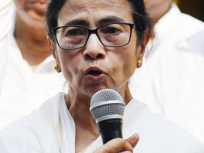 Finally Mamata Banerjee to visit violence-hit Murshidabad today | Finally Mamata Banerjee to visit violence-hit Murshidabad today Finally Mamata Banerjee to visit violence-hit Murshidabad today | Finally Mamata Banerjee to visit violence-hit Murshidabad today