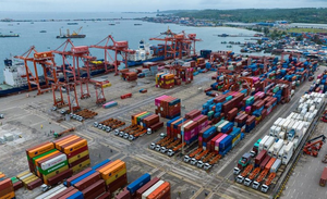 South Korea's exports rise 3.7 pc in April | South Korea's exports rise 3.7 pc in April South Korea's exports rise 3.7 pc in April | South Korea's exports rise 3.7 pc in April