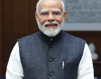 PM Modi receives rousing welcome in Thiruvananthapuram | PM Modi receives rousing welcome in Thiruvananthapuram PM Modi receives rousing welcome in Thiruvananthapuram | PM Modi receives rousing welcome in Thiruvananthapuram