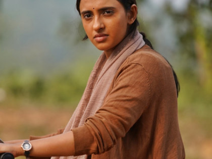 Akansha Ranjan Kapoor learns to ride scooty for ‘Gram Chikitsalay’ | Akansha Ranjan Kapoor learns to ride scooty for ‘Gram Chikitsalay’ Akansha Ranjan Kapoor learns to ride scooty for ‘Gram Chikitsalay’ | Akansha Ranjan Kapoor learns to ride scooty for ‘Gram Chikitsalay’