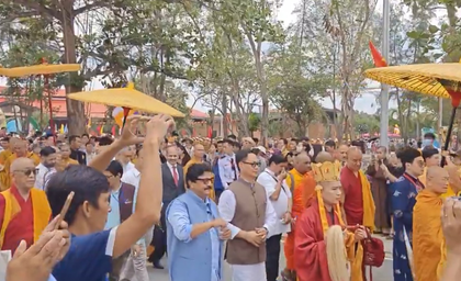 Buddha's sacred relics from India arrive in Vietnam | Buddha's sacred relics from India arrive in Vietnam Buddha's sacred relics from India arrive in Vietnam | Buddha's sacred relics from India arrive in Vietnam