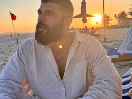 If any part of my message was misunderstood or hurtful, I express my sincere regret, says Vijay Deverakonda | If any part of my message was misunderstood or hurtful, I express my sincere regret, says Vijay Deverakonda If any part of my message was misunderstood or hurtful, I express my sincere regret, says Vijay Deverakonda | If any part of my message was misunderstood or hurtful, I express my sincere regret, says Vijay Deverakonda