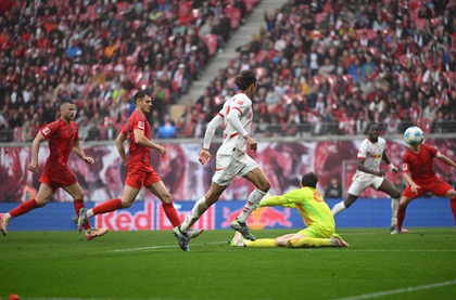 Poulsen’s stoppage-time equaliser delays Bayern’s title celebration as Leipzig rescue 3-3 draw | Poulsen’s stoppage-time equaliser delays Bayern’s title celebration as Leipzig rescue 3-3 draw Poulsen’s stoppage-time equaliser delays Bayern’s title celebration as Leipzig rescue 3-3 draw | Poulsen’s stoppage-time equaliser delays Bayern’s title celebration as Leipzig rescue 3-3 draw