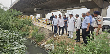 Haryana Minister inspects arrangements for water drainage in Gurugram | Haryana Minister inspects arrangements for water drainage in Gurugram Haryana Minister inspects arrangements for water drainage in Gurugram | Haryana Minister inspects arrangements for water drainage in Gurugram