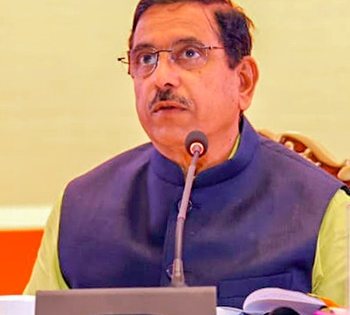 Pralhad Joshi hails Angola's entry in solar alliance | Pralhad Joshi hails Angola's entry in solar alliance Pralhad Joshi hails Angola's entry in solar alliance | Pralhad Joshi hails Angola's entry in solar alliance