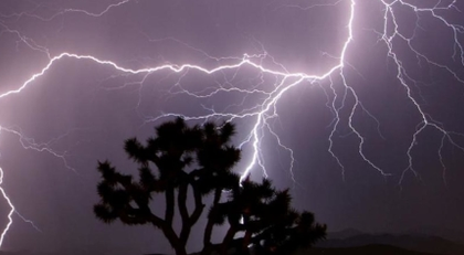 Heavy rains lash Andhra Pradesh, two killed by lightning | Heavy rains lash Andhra Pradesh, two killed by lightning Heavy rains lash Andhra Pradesh, two killed by lightning | Heavy rains lash Andhra Pradesh, two killed by lightning