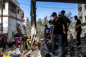Israeli army calls up tens of thousands of reservists to expand Gaza offensive | Israeli army calls up tens of thousands of reservists to expand Gaza offensive Israeli army calls up tens of thousands of reservists to expand Gaza offensive | Israeli army calls up tens of thousands of reservists to expand Gaza offensive