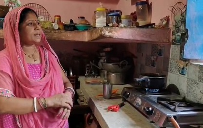 Over 238 crore cylinders refilled in nine years, shows success of PM Ujjwala Yojana: Hardeep Puri | Over 238 crore cylinders refilled in nine years, shows success of PM Ujjwala Yojana: Hardeep Puri Over 238 crore cylinders refilled in nine years, shows success of PM Ujjwala Yojana: Hardeep Puri | Over 238 crore cylinders refilled in nine years, shows success of PM Ujjwala Yojana: Hardeep Puri