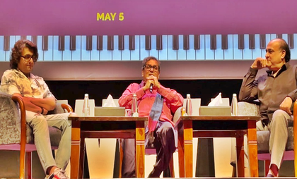 Subhash Ghai & Sonu Nigam pay tribute to Mohammed Rafi during Cadence Music Fest | Subhash Ghai & Sonu Nigam pay tribute to Mohammed Rafi during Cadence Music Fest Subhash Ghai & Sonu Nigam pay tribute to Mohammed Rafi during Cadence Music Fest | Subhash Ghai & Sonu Nigam pay tribute to Mohammed Rafi during Cadence Music Fest