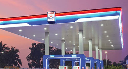 HPCL clocks 18 pc jump in Q4 net profit at Rs 3,355 crore, declares Rs 10.50 dividend | HPCL clocks 18 pc jump in Q4 net profit at Rs 3,355 crore, declares Rs 10.50 dividend HPCL clocks 18 pc jump in Q4 net profit at Rs 3,355 crore, declares Rs 10.50 dividend | HPCL clocks 18 pc jump in Q4 net profit at Rs 3,355 crore, declares Rs 10.50 dividend