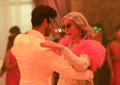 Zeenat Aman thanks Ishaan Khatter for keeping her comfortable during 'The Royals' shoot | Zeenat Aman thanks Ishaan Khatter for keeping her comfortable during 'The Royals' shoot Zeenat Aman thanks Ishaan Khatter for keeping her comfortable during 'The Royals' shoot | Zeenat Aman thanks Ishaan Khatter for keeping her comfortable during 'The Royals' shoot