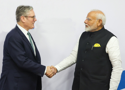 PM Modi invites UK PM Starmer to visit India amid strong economic ties | PM Modi invites UK PM Starmer to visit India amid strong economic ties PM Modi invites UK PM Starmer to visit India amid strong economic ties | PM Modi invites UK PM Starmer to visit India amid strong economic ties