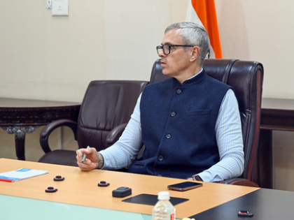 J&K CM holds emergency meet on situation in border districts | J&K CM holds emergency meet on situation in border districts J&K CM holds emergency meet on situation in border districts | J&K CM holds emergency meet on situation in border districts